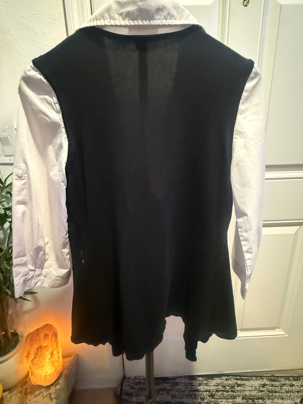 Dressbarn Black & White Faux Layered Vest Shirt M - Picture 5 of 7